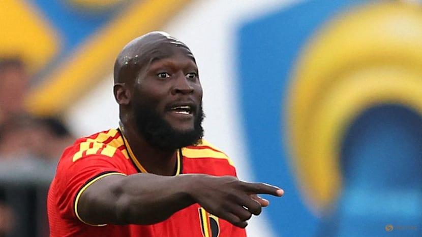 Belgium coach seeks to temper Lukaku fever