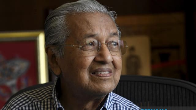 马哈迪跌倒导致迪髋骨骨折后 目前康复进展良好