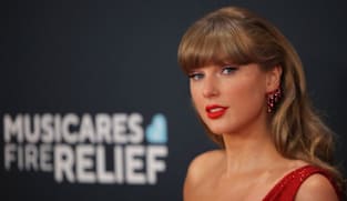 Taylor Swift lawan deepfake AI, ajukan merek dagang untuk suara dan penampilannya