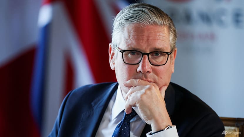 UK PM Starmer vows to fight any challenge after leading rival Burnham wins big UK PM Starmer vows to fight any challenge after leading rival Burnham wins big