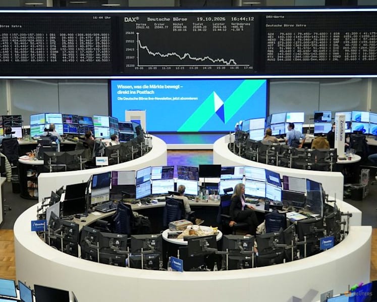 Shares down again as oil stays high; AI earnings in focus