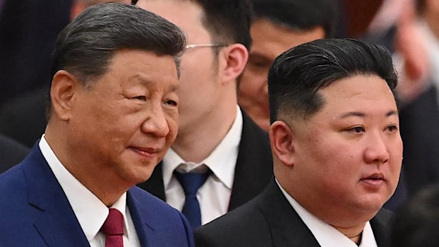 习近平与金正恩会晤 吁加强战略协作