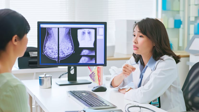 Jangan tunggu ada rasa sakit: 5 hal penting soal kanker payudara menurut para dokter