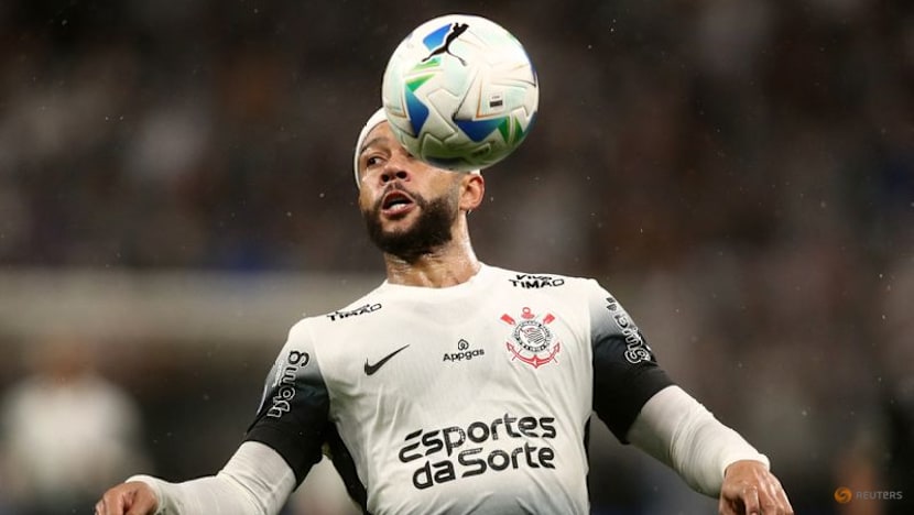 Depay has chance to break Dutch scoring record