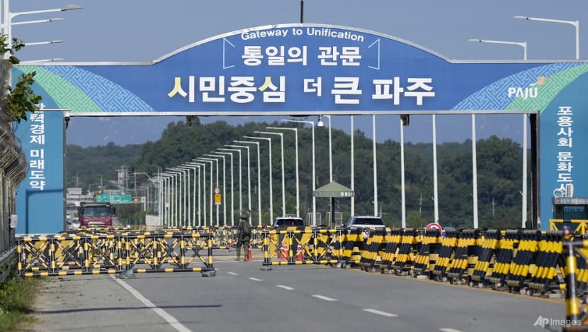 Pyongyang to 'permanently' shut border with South Korea Pyongyang to 'permanently' shut border with South Korea