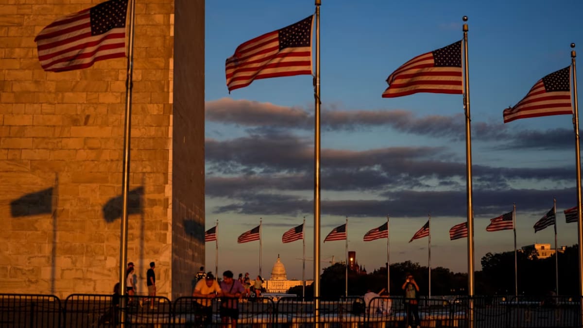 美国政府停摆第三周已有4108名联邦雇员被裁退- 8world