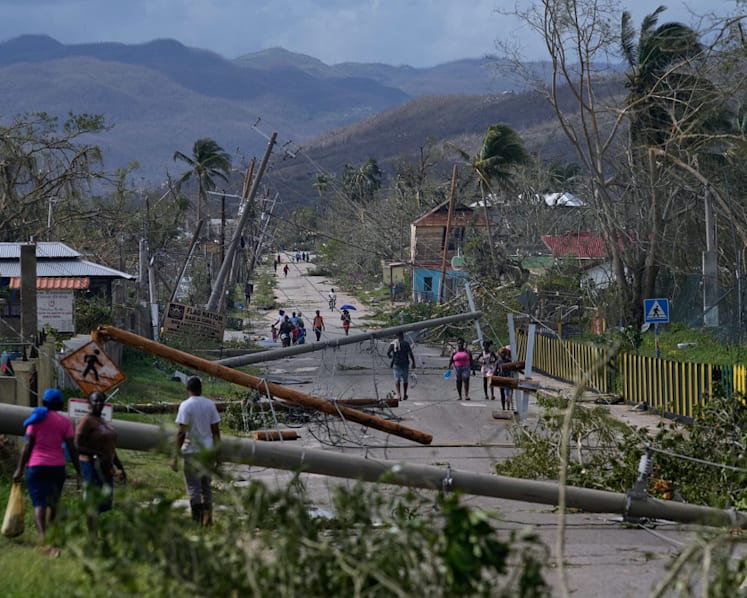 Hundreds of thousands evacuate as Hurricane Melissa hits eastern Cuba