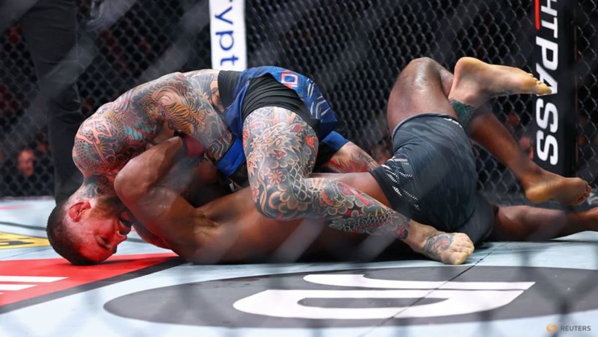 Brady tees up UFC title shot with submission win over Edwards