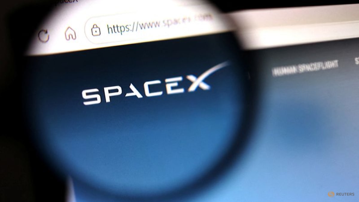 SpaceX signs cloud deal with Google