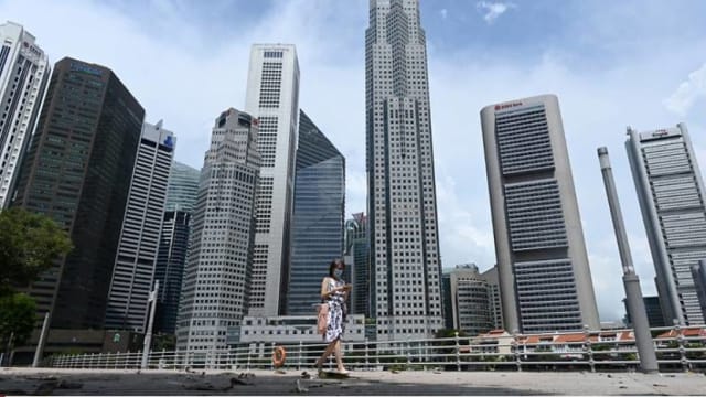 2022财政年税收高于预期 使政府能提供援助配套