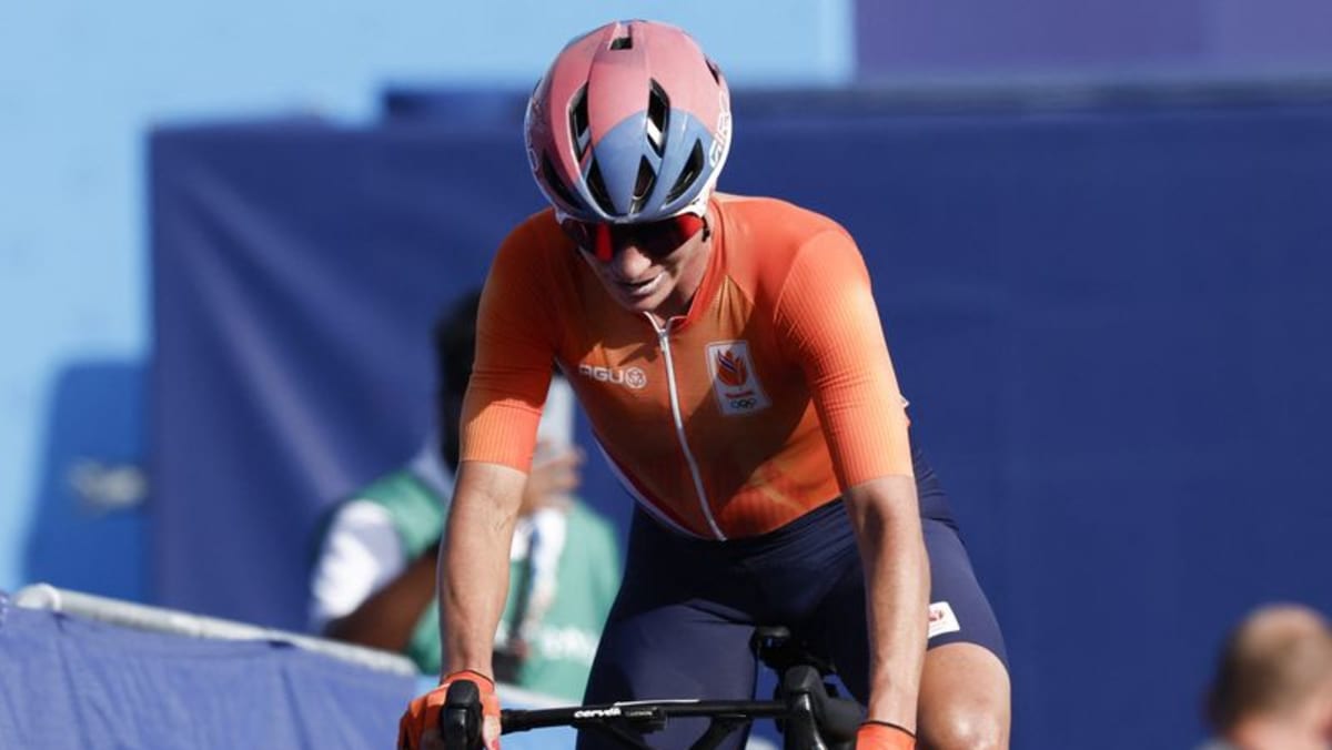 Vos surges to opening stage win in Tour de France Femmes