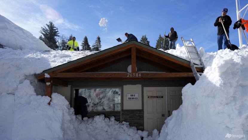 New atmospheric river storm barrels toward California