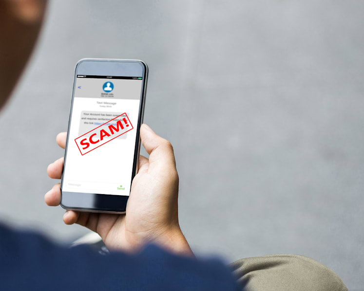 Ex-Singtel staff jailed for cheating friends to get mobile phones, posing as woman in love scam