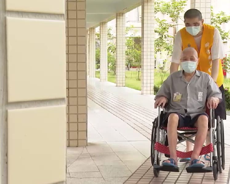 Taiwan prisons grapple with growing elderly inmate population