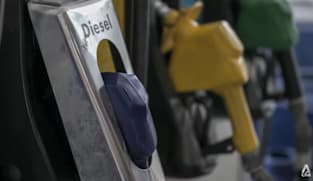 Malaysia kembali subsidi diesel, analis: Baik untuk politik, belum tentu bagi ekonomi
