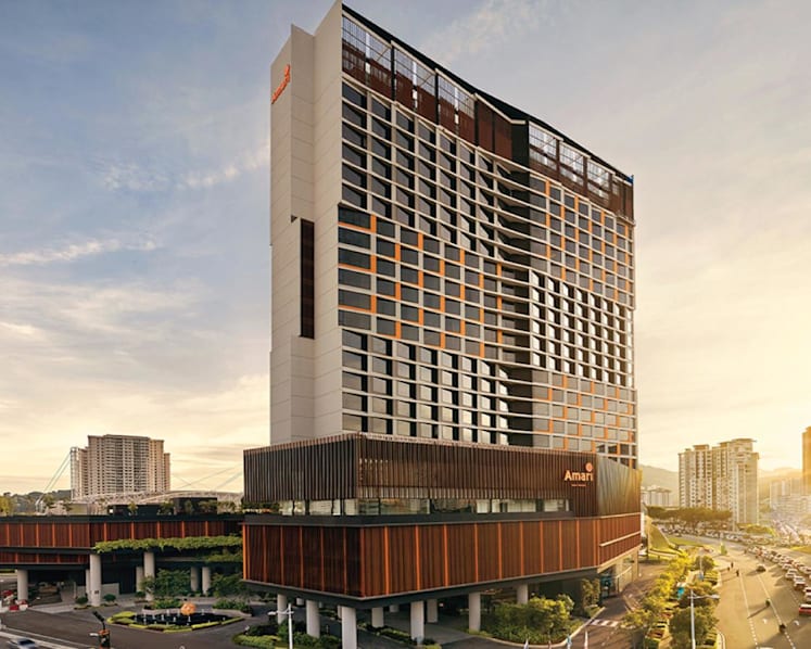 Blending business and leisure in one award-winning hotel