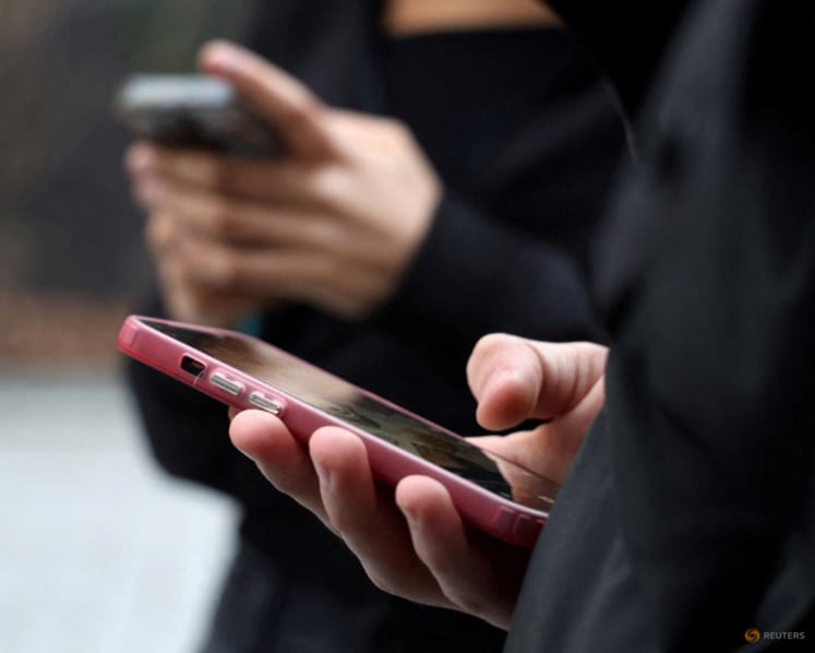 EU is set to propose ban on social media and AI chatbots for under-15s