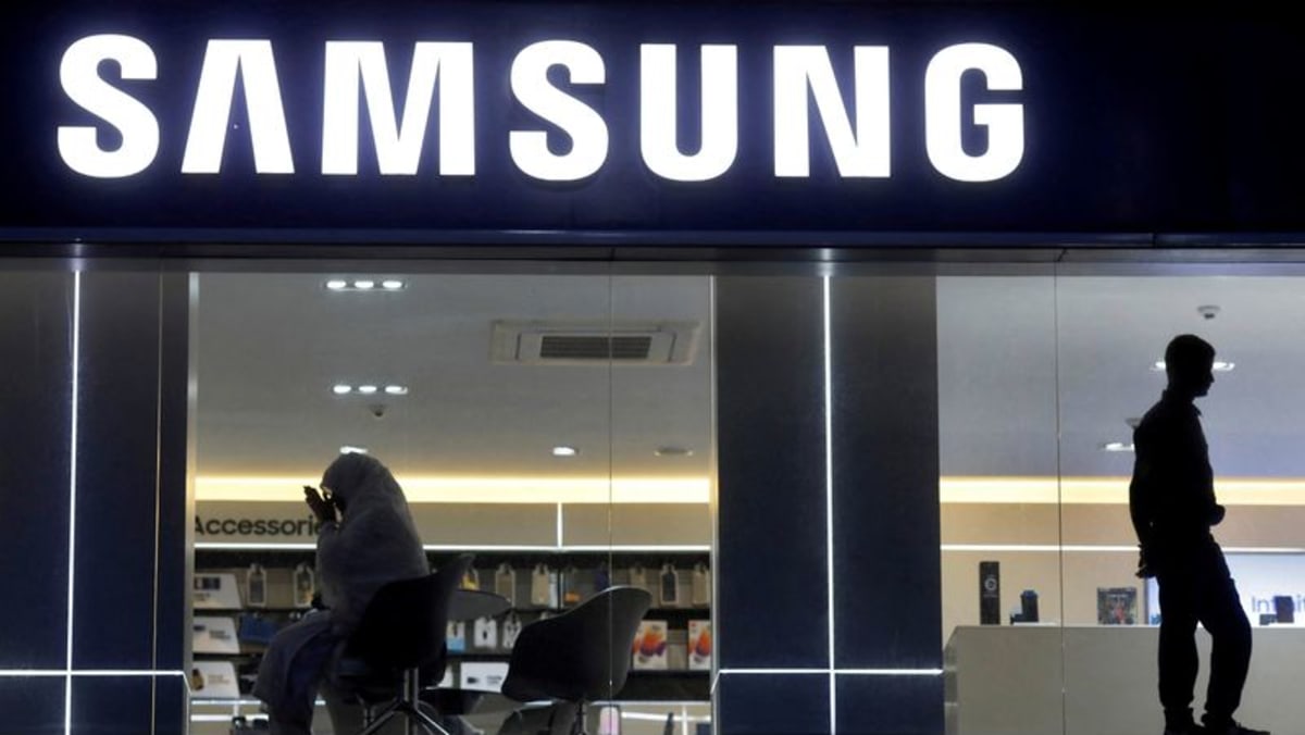 Exclusive-India slaps Samsung with tax demand of $601 million for telecom imports