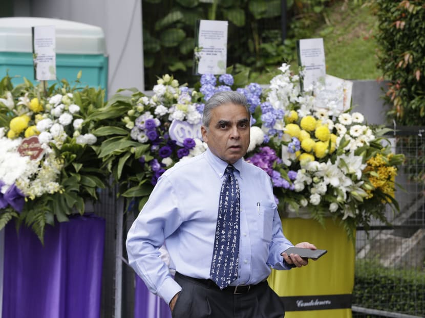 Tributes pour in for property tycoon Kwek Leng Joo at his wake