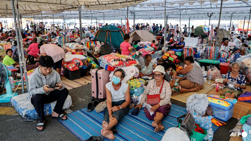 As it happened: Thousands flee fresh Thailand-Cambodia clashes as border tensions reignite