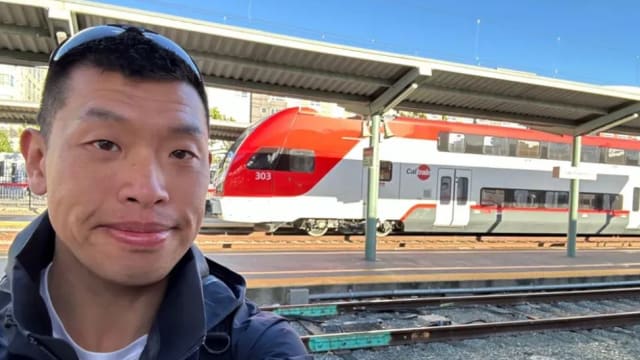 美国男子只搭公交 九天横跨加美墨三国　　