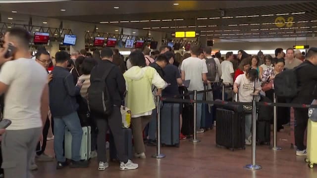 欧洲多地机场系统遭黑客攻击 导致多起航班延误取消
