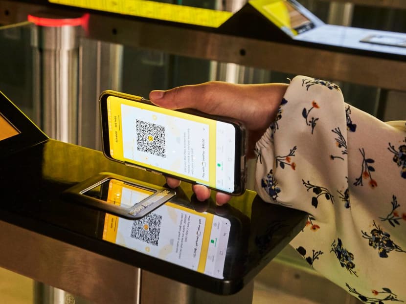 How To Shop & Eat Without Talking To Humans At Honestbee’s High-Tech Grocery & Dining Concept Habitat