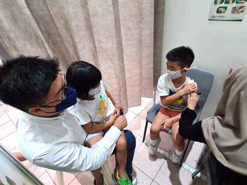 Children aged 5 to 11 can walk in for COVID-19 vaccination from Mondays to Thursdays without appointment Children aged 5 to 11 can walk in for COVID-19 vaccination from Mondays to Thursdays without appointment