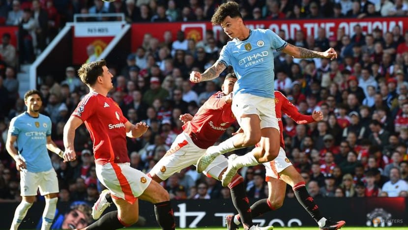 Players criticised for 'love-in' after tepid Manchester derby