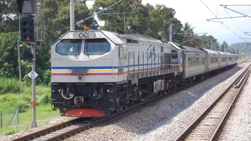 Proposed RM5 fare for Malaysians on Johor Bahru-Singapore shuttle train draws mixed responses online Proposed RM5 fare for Malaysians on Johor Bahru-Singapore shuttle train draws mixed responses online