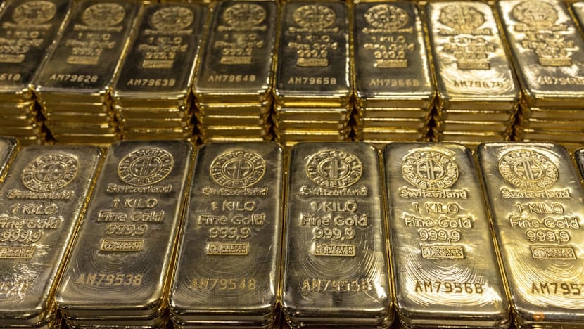 Gold rushes to record high above US$3,500 on US rate cut expectations Gold rushes to record high above US$3,500 on US rate cut expectations