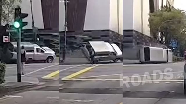 小型罗厘失控撞灯柱侧翻打滑 36岁司机送院