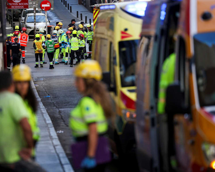 Two bodies found, two missing after Madrid building collapse