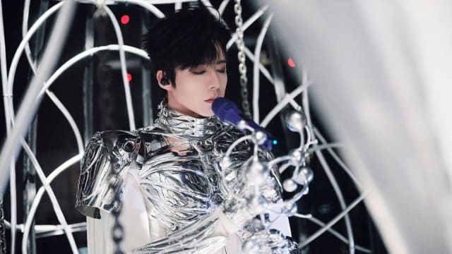 台风天也挡不住！刘宇宁深圳连唱36首金曲　宠粉直播再创1700万观看神话