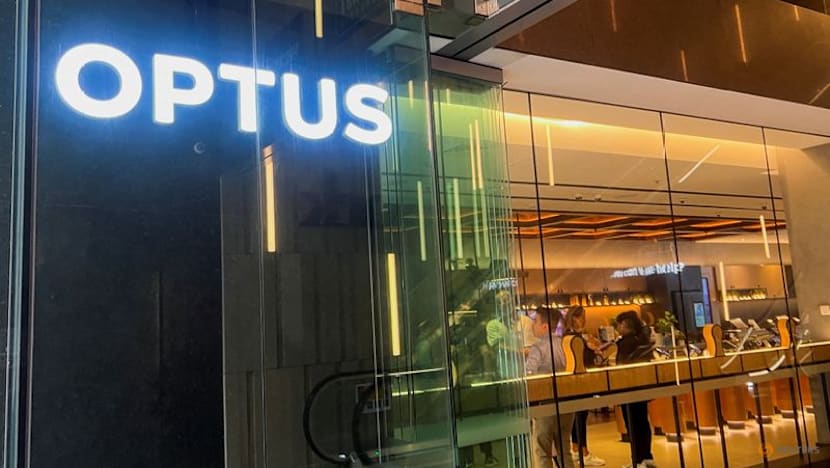 Australia's Optus vows to cooperate with probes amid outrage over emergency call services outage