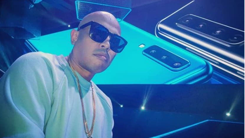 Joe Flizzow dinobatkan Penghibur Terbaik Asia Tenggara di EMA MTV