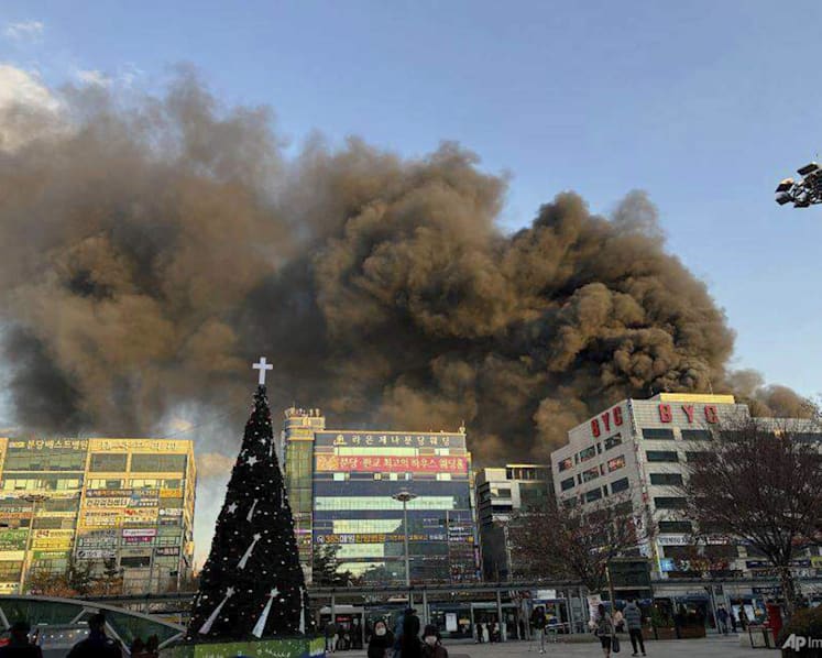 Hundreds rescued after building catches fire in South Korea's Seongnam city