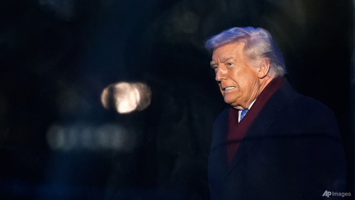 Trump slams ‘decaying’ and ‘weak’ Europe Trump slams ‘decaying’ and ‘weak’ Europe