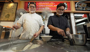 On The Red Dot: I Am A Hawker - Bib Gourmand Edition: Chef Kang’s Noodle House