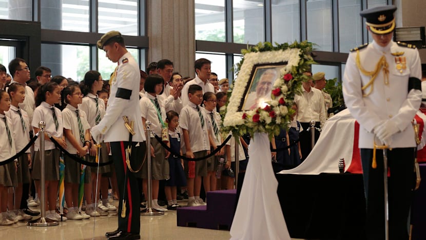 Young and old bid goodbye to S R Nathan