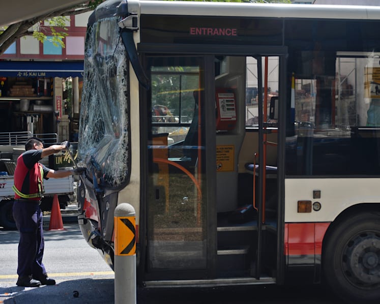 3-bus collision on Changi Road leaves 28 hurt