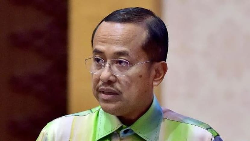 Menteri Besar Terengganu mohon maaf 'tiada di sisi rakyat' ketika kemuncak negeri dilanda banjir Menteri Besar Terengganu mohon maaf 'tiada di sisi rakyat' ketika kemuncak negeri dilanda banjir