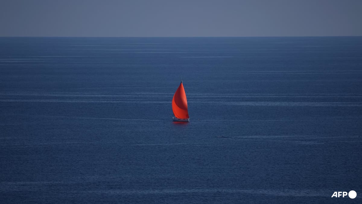 Ocean temperatures near record high in March: EU monitor