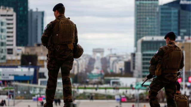 法国要求盟友调派数千人到巴黎 加强奥运保安措施