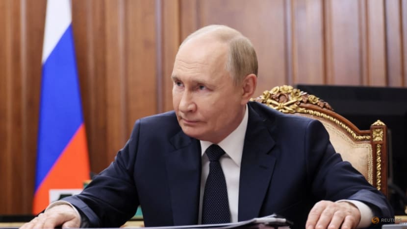 Putin's demand to Ukraine: give up Donbas, no NATO and no Western troops, say sources