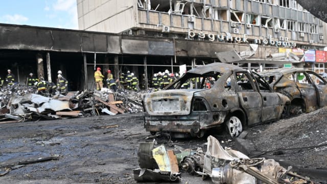 俄军向乌国发射导弹 至少23人亡包括三孩童