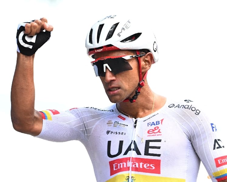Narvaez strikes again with solo victory in gruelling Giro stage eight