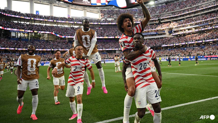 US beat Paraguay 4-1 in dream start for World Cup co-hosts US beat Paraguay 4-1 in dream start for World Cup co-hosts