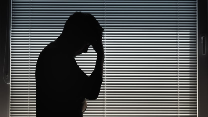 Why has there been a rise in the number of suicides among people in their 30s in Singapore?