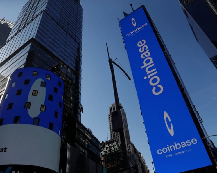 US crypto industry cheers 2025 wins, but party may fizzle next year